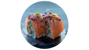 28. Grilled Salmon - 8 stk