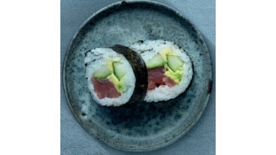 79. Spicy Tuna Futomaki - 6...